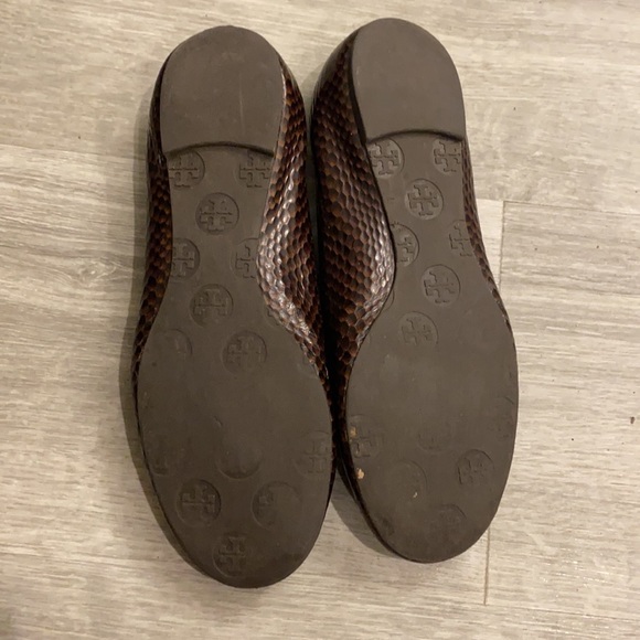 Tory Burch Reva Ballet Flat Doria Snake Print - Picture 7 of 8